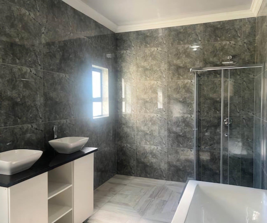 6 Bedroom Property for Sale in Savannah Country Estate Gauteng