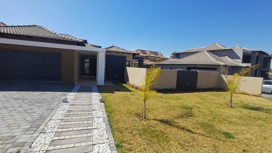 6 Bedroom Property for Sale in Savannah Country Estate Gauteng