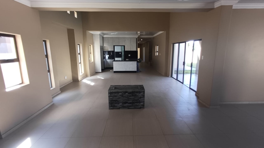 6 Bedroom Property for Sale in Savannah Country Estate Gauteng