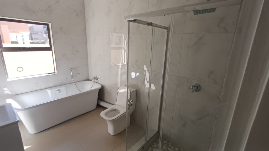 6 Bedroom Property for Sale in Savannah Country Estate Gauteng