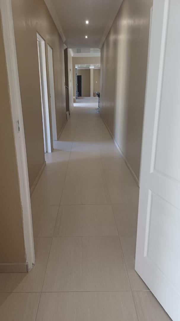 6 Bedroom Property for Sale in Savannah Country Estate Gauteng