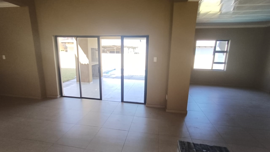 6 Bedroom Property for Sale in Savannah Country Estate Gauteng