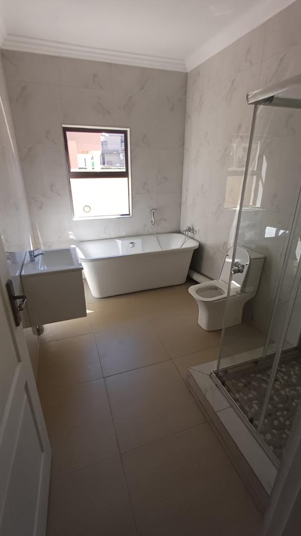 6 Bedroom Property for Sale in Savannah Country Estate Gauteng