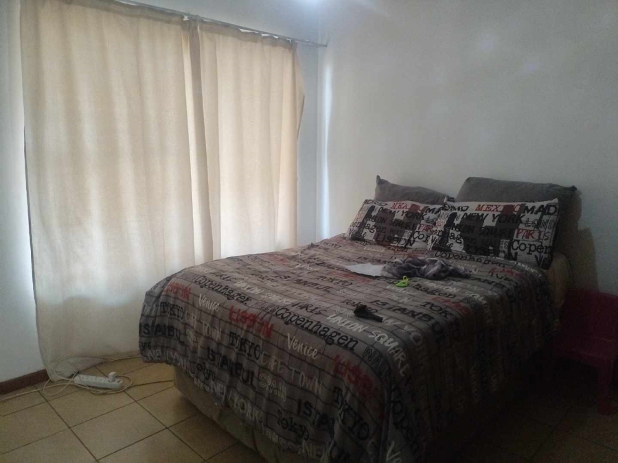2 Bedroom Property for Sale in Silverton Gauteng