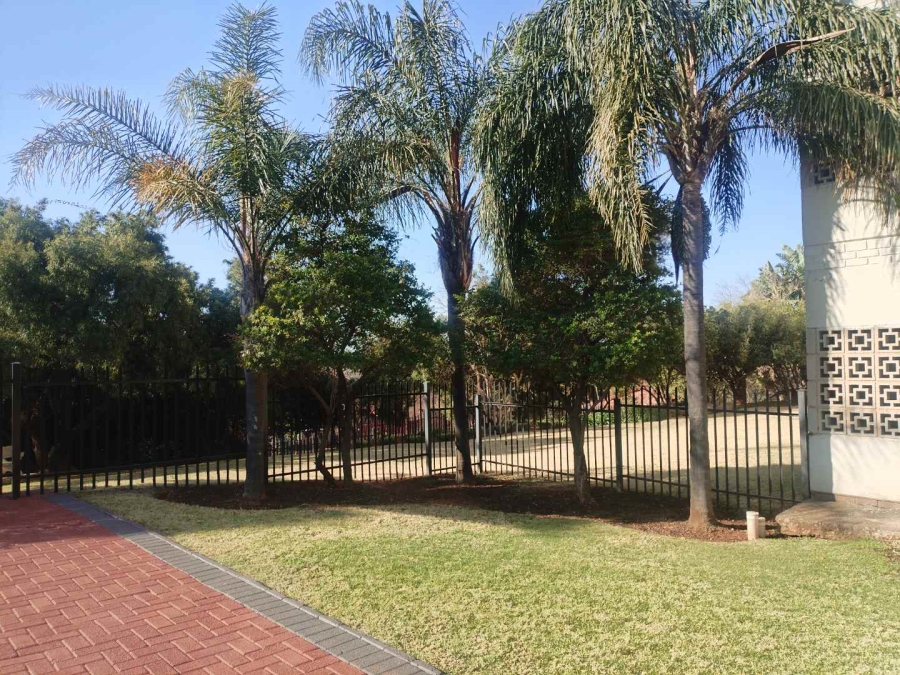 3 Bedroom Property for Sale in La Montagne Gauteng