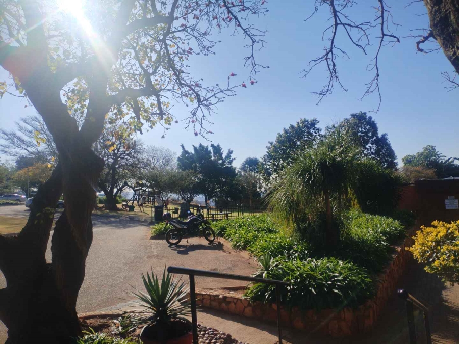 3 Bedroom Property for Sale in La Montagne Gauteng