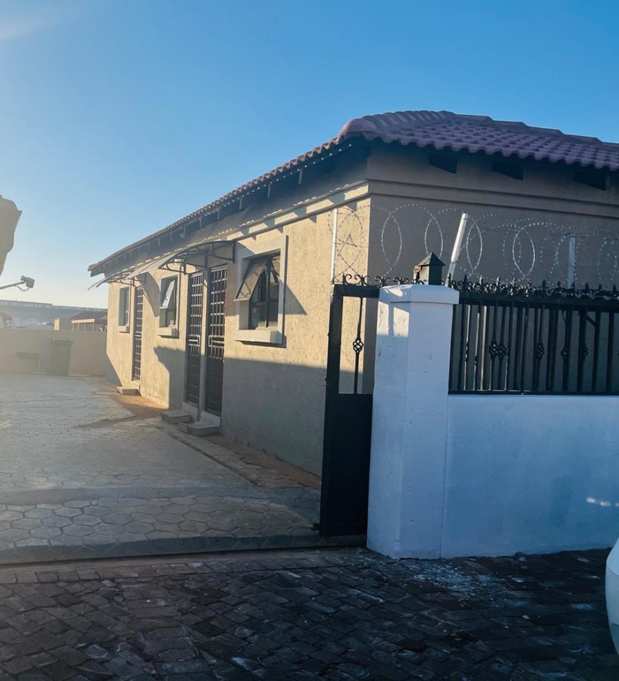 To Let 3 Bedroom Property for Rent in Nellmapius Gauteng