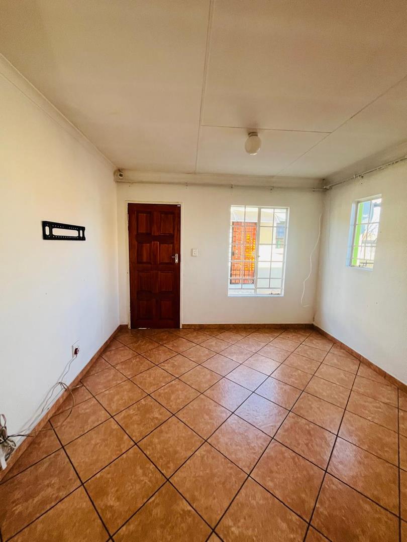 To Let 3 Bedroom Property for Rent in Nellmapius Gauteng
