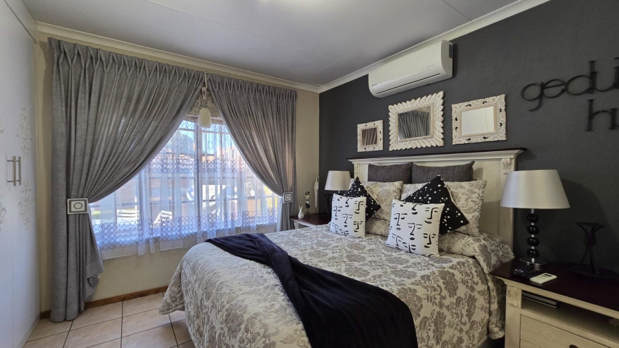 2 Bedroom Property for Sale in Montana Tuine Gauteng