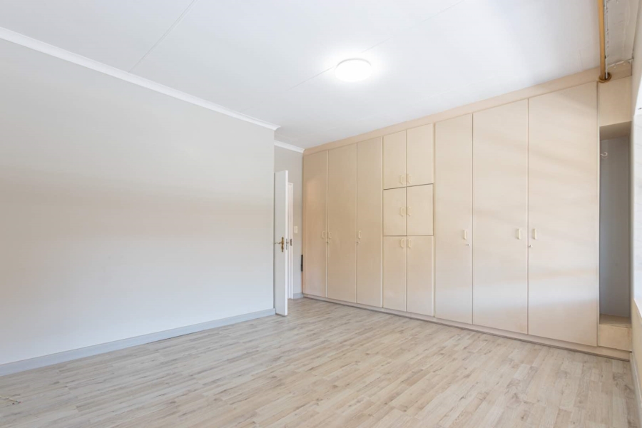 2 Bedroom Property for Sale in Wilro Park Gauteng