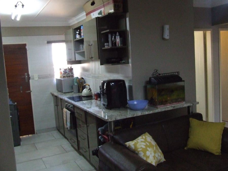2 Bedroom Property for Sale in Dorandia Gauteng
