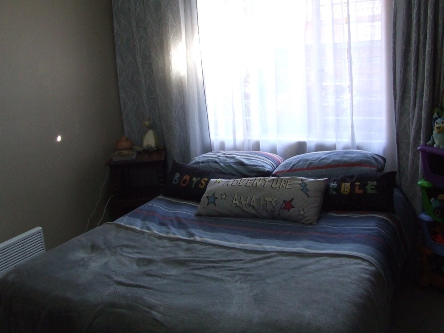 2 Bedroom Property for Sale in Dorandia Gauteng