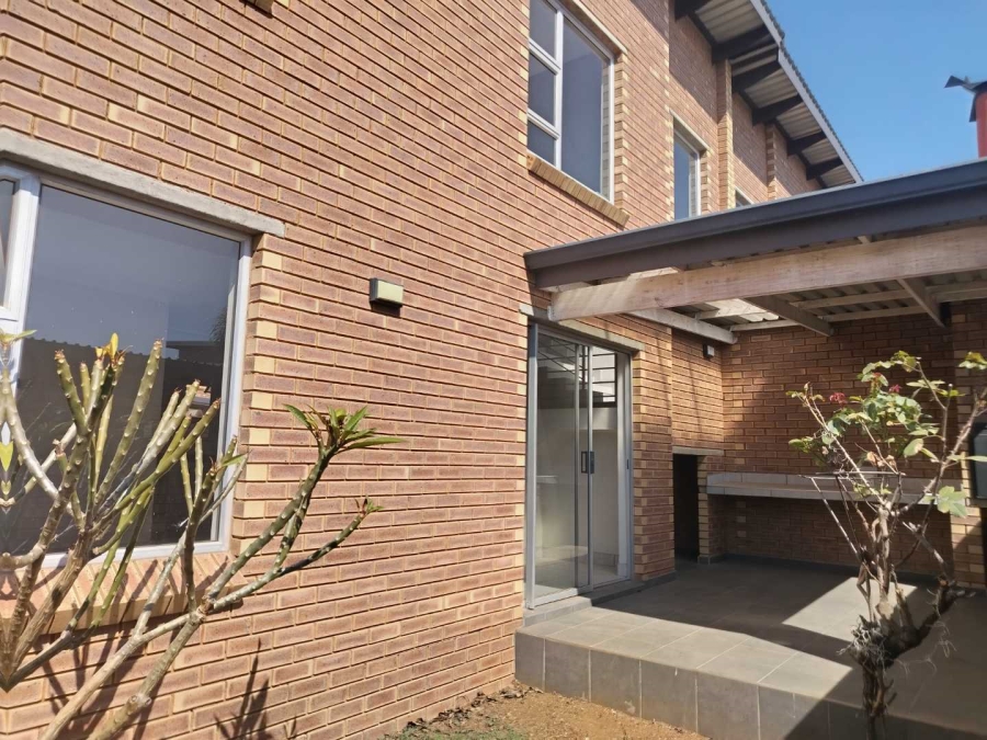 3 Bedroom Property for Sale in Glen Marais Ext 3 Gauteng
