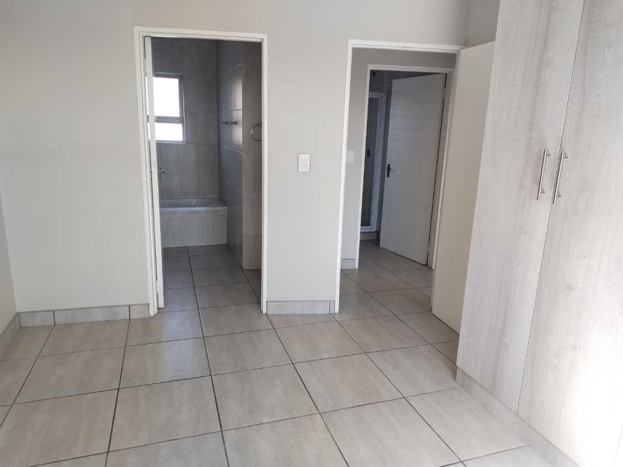 3 Bedroom Property for Sale in Glen Marais Ext 3 Gauteng