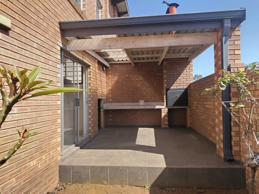 3 Bedroom Property for Sale in Glen Marais Ext 3 Gauteng