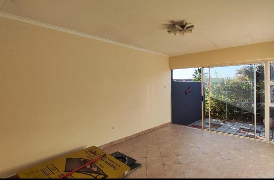 2 Bedroom Property for Sale in Terenure Gauteng