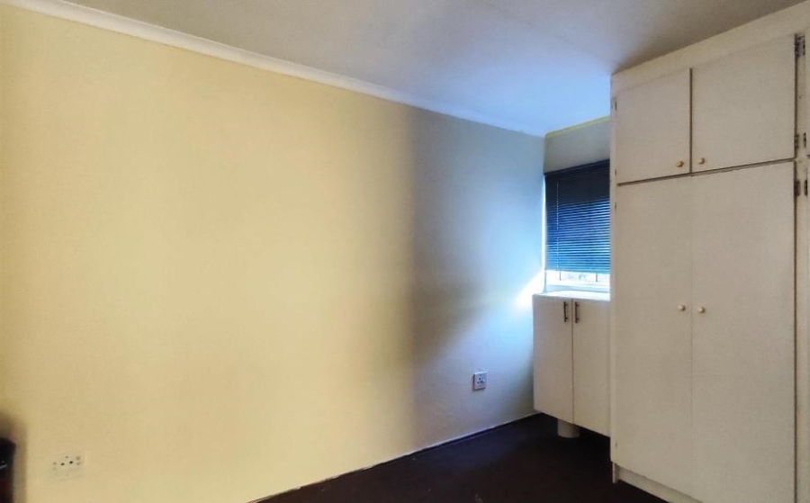 2 Bedroom Property for Sale in Terenure Gauteng