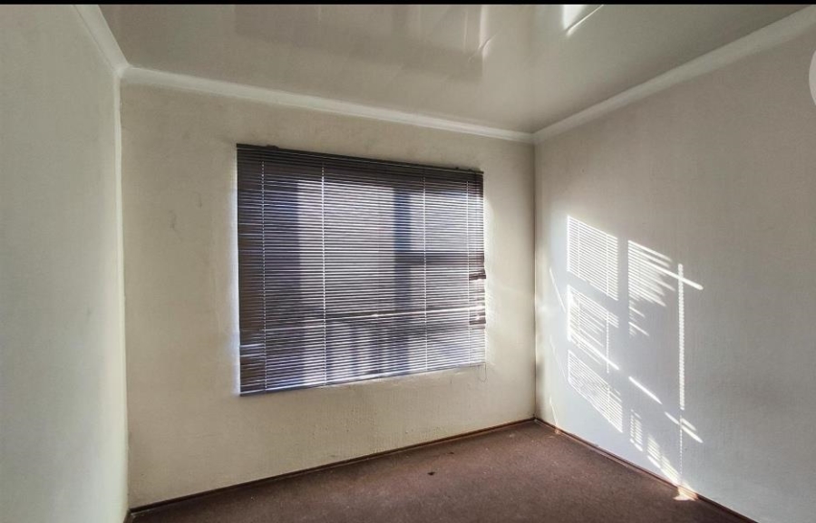 2 Bedroom Property for Sale in Terenure Gauteng
