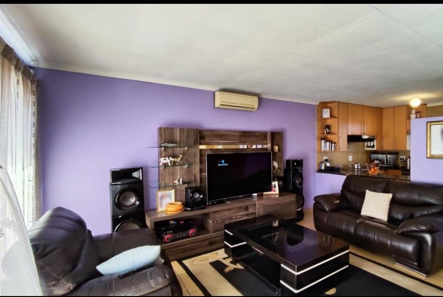 2 Bedroom Property for Sale in Terenure Gauteng