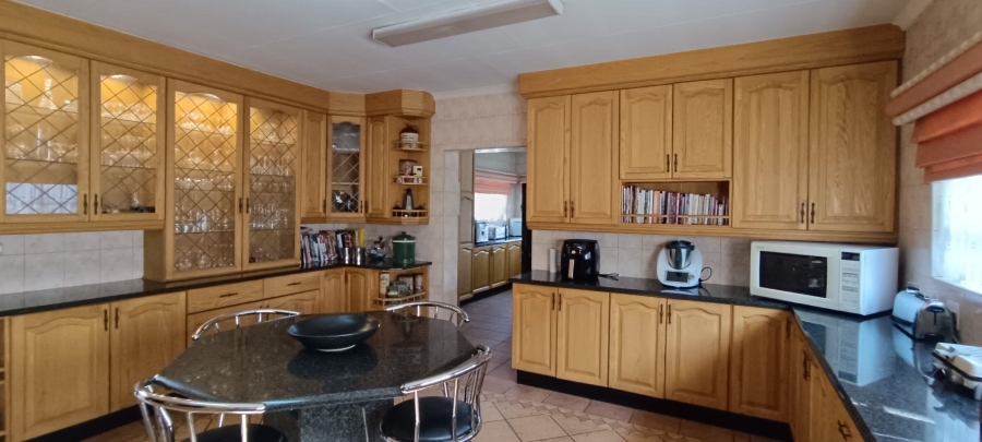 4 Bedroom Property for Sale in Blue Gill Estate Gauteng