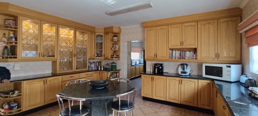 4 Bedroom Property for Sale in Blue Gill Estate Gauteng