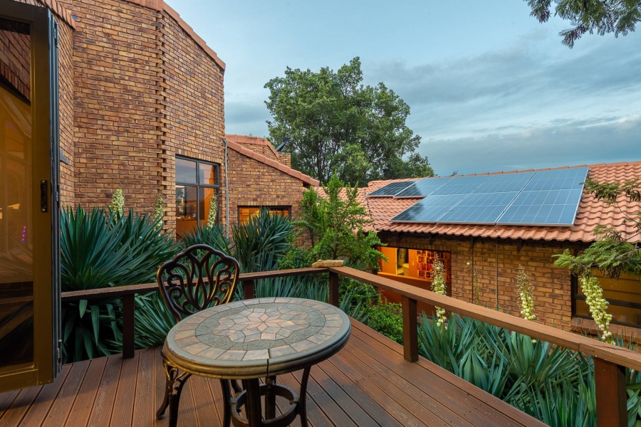 5 Bedroom Property for Sale in Glenvista Gauteng