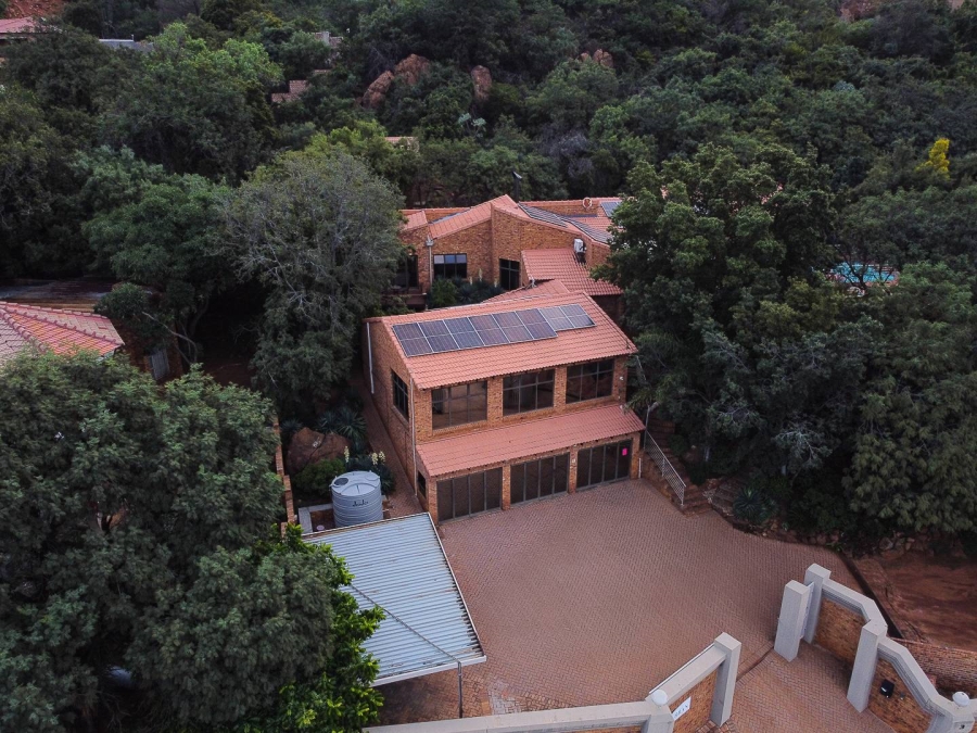 5 Bedroom Property for Sale in Glenvista Gauteng