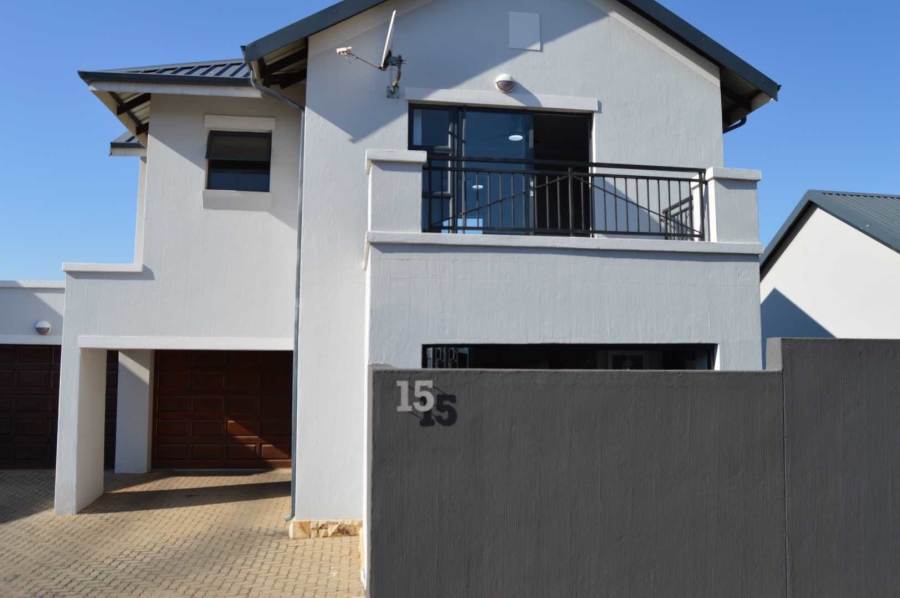 3 Bedroom Property for Sale in Meyersdal Gauteng