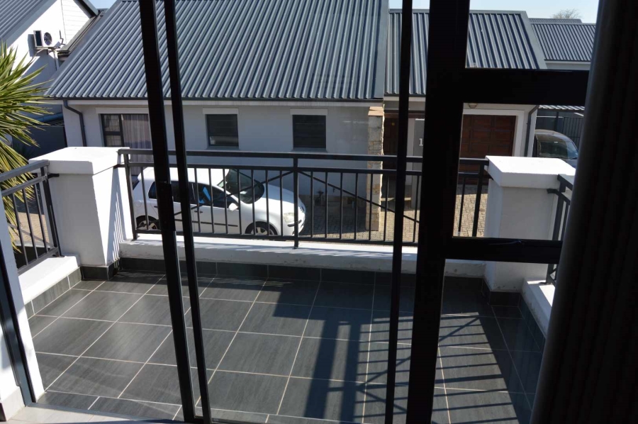 3 Bedroom Property for Sale in Meyersdal Gauteng