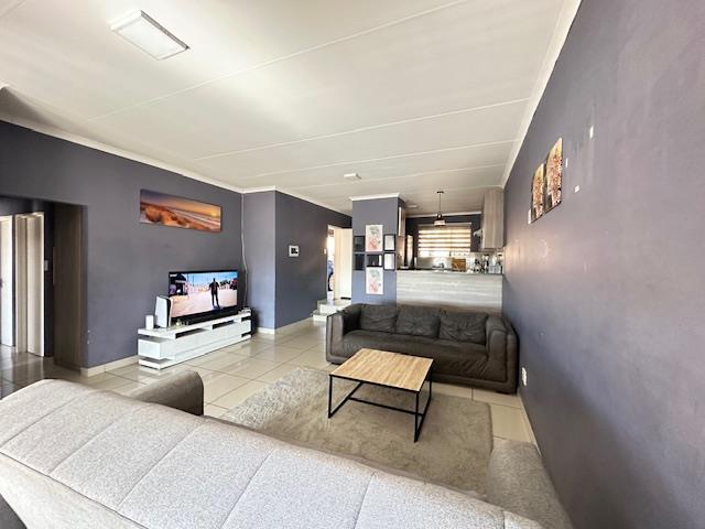 3 Bedroom Property for Sale in Heatherview Gauteng