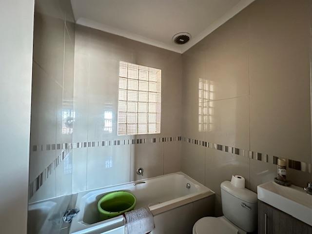 3 Bedroom Property for Sale in Heatherview Gauteng