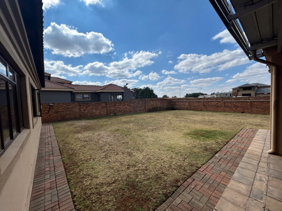 4 Bedroom Property for Sale in Rayton Gauteng