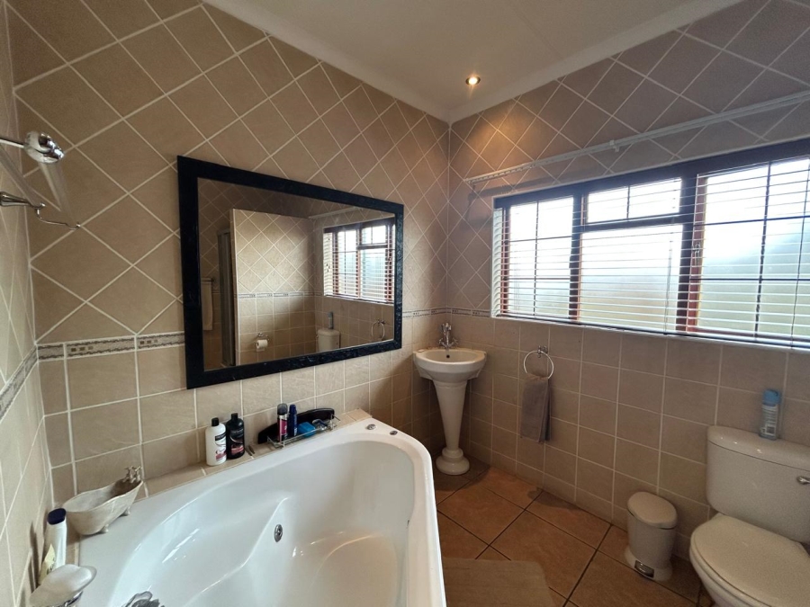4 Bedroom Property for Sale in Rayton Gauteng
