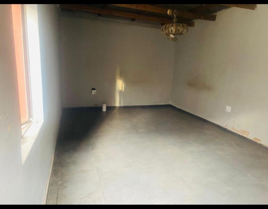 2 Bedroom Property for Sale in Mamelodi West Gauteng