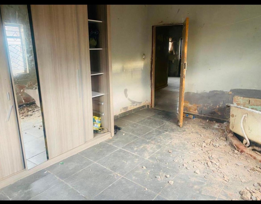 2 Bedroom Property for Sale in Mamelodi West Gauteng
