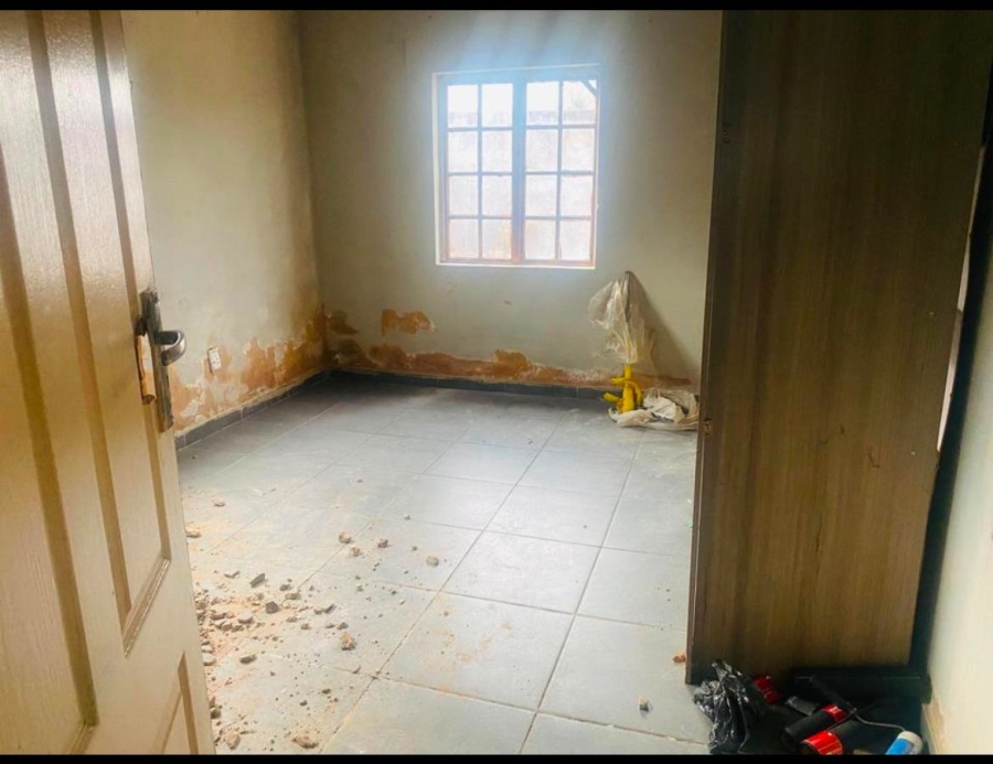 2 Bedroom Property for Sale in Mamelodi West Gauteng