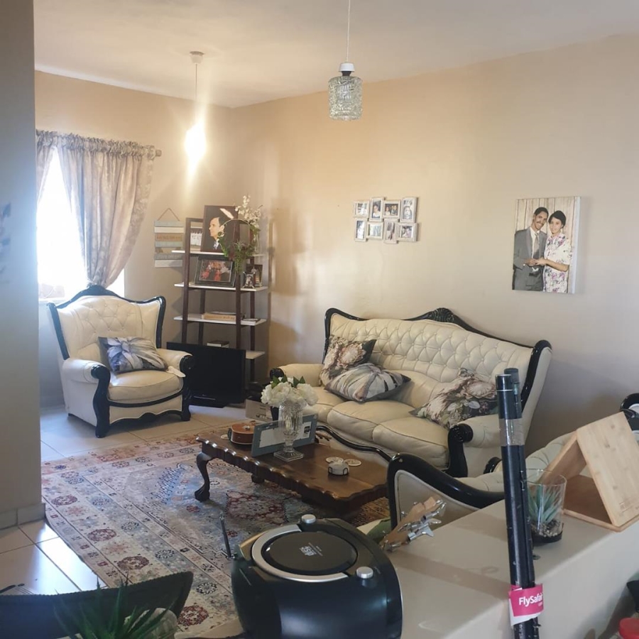 3 Bedroom Property for Sale in Honingnestkrans Gauteng
