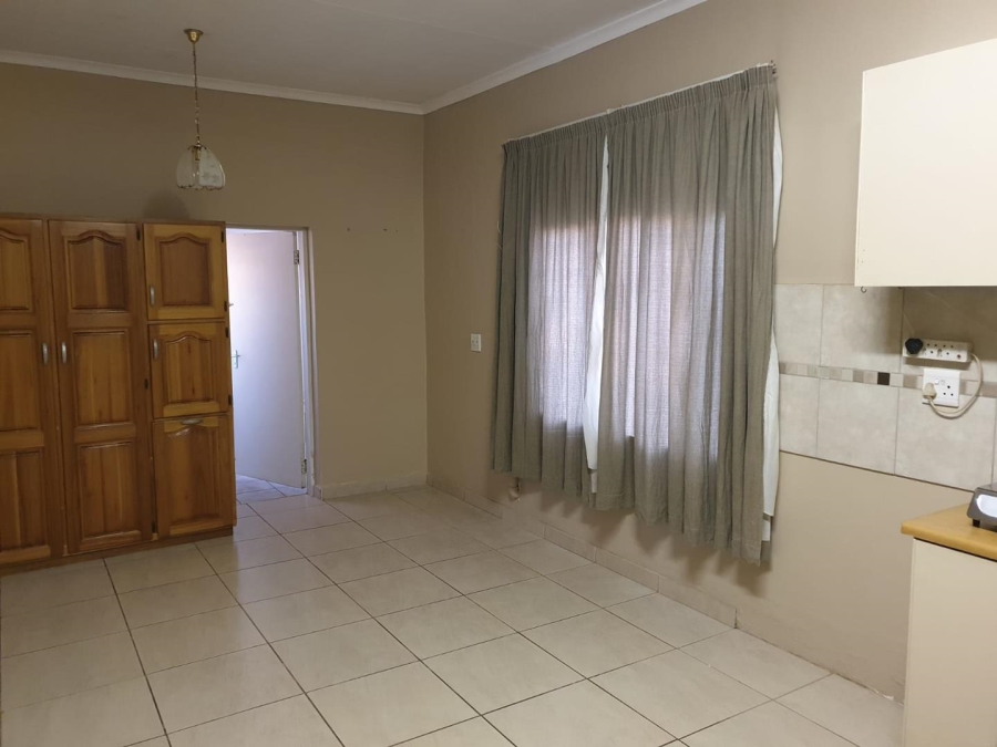 3 Bedroom Property for Sale in Honingnestkrans Gauteng