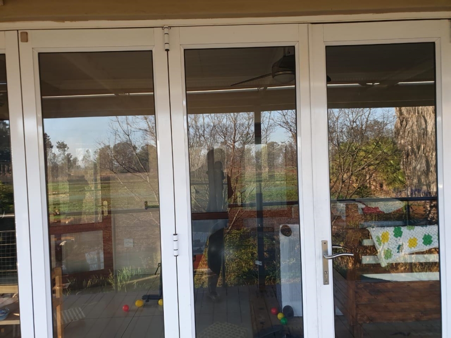 3 Bedroom Property for Sale in Honingnestkrans Gauteng