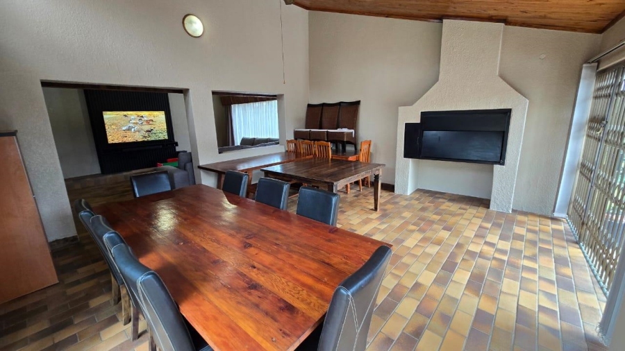 To Let 4 Bedroom Property for Rent in Eldoraigne Gauteng
