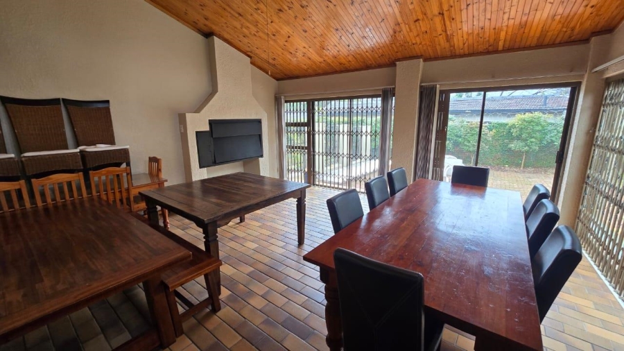 To Let 4 Bedroom Property for Rent in Eldoraigne Gauteng