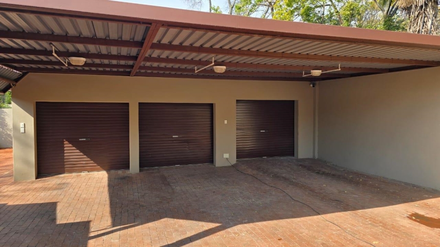 To Let 4 Bedroom Property for Rent in Eldoraigne Gauteng