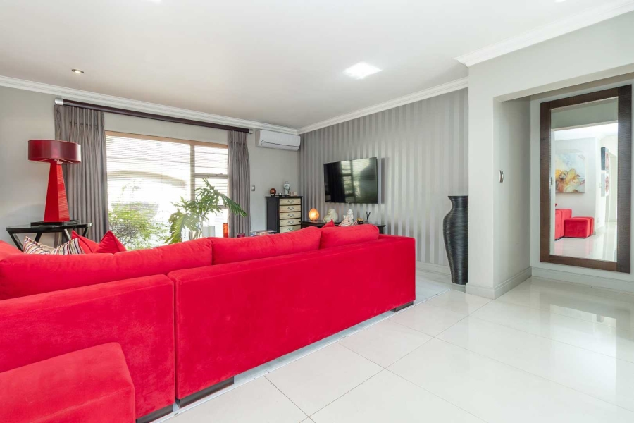 4 Bedroom Property for Sale in Northcliff Gauteng