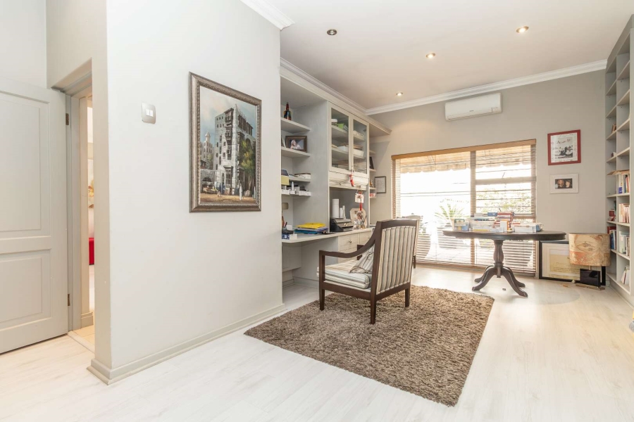 4 Bedroom Property for Sale in Northcliff Gauteng