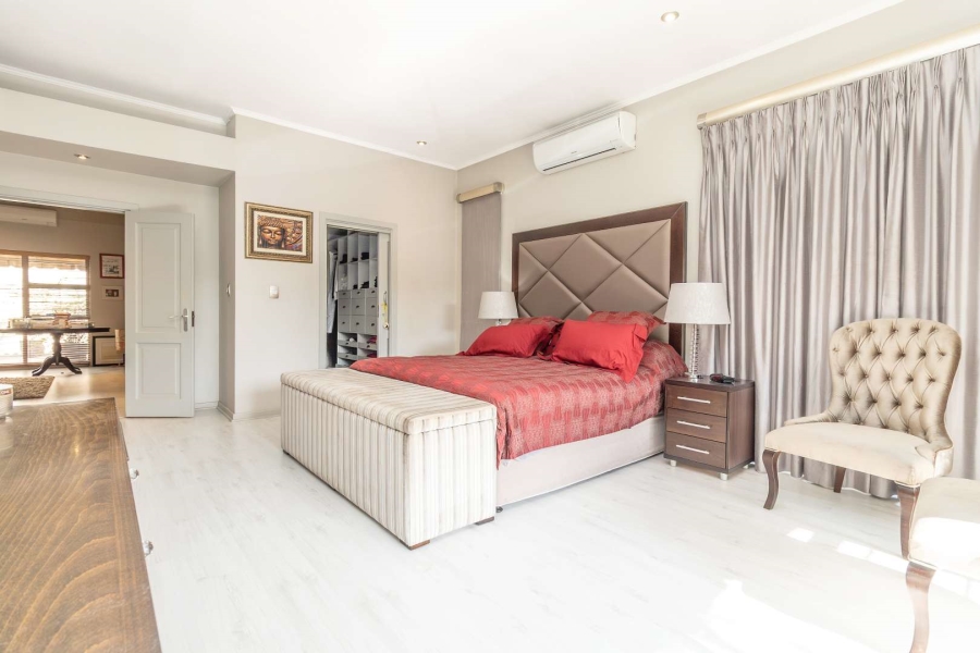 4 Bedroom Property for Sale in Northcliff Gauteng