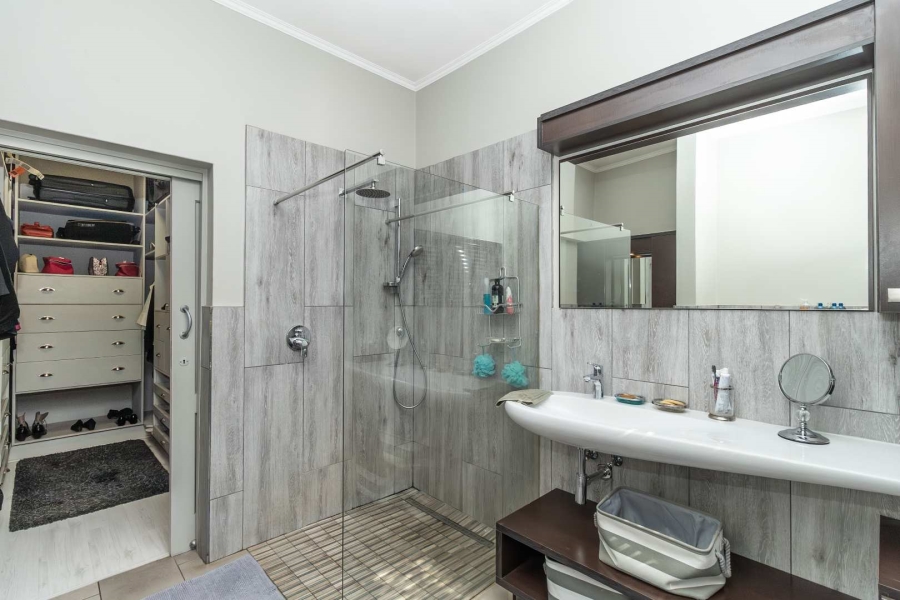 4 Bedroom Property for Sale in Northcliff Gauteng