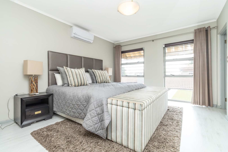 4 Bedroom Property for Sale in Northcliff Gauteng