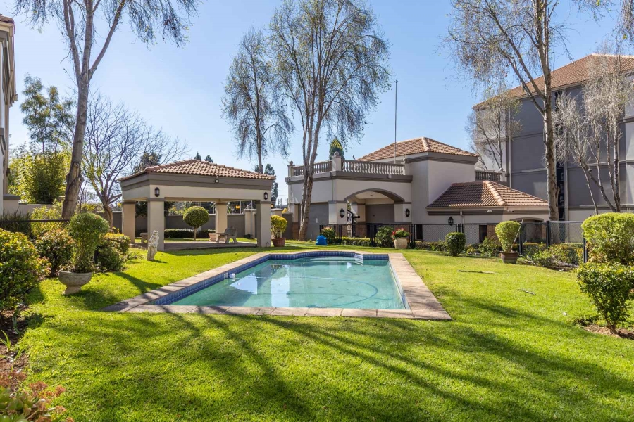 To Let 2 Bedroom Property for Rent in Morningside Gauteng