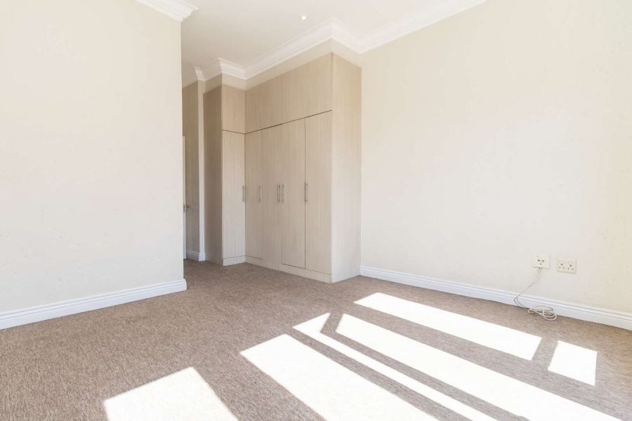 To Let 2 Bedroom Property for Rent in Morningside Gauteng