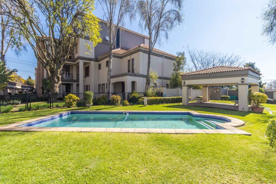 To Let 2 Bedroom Property for Rent in Morningside Gauteng